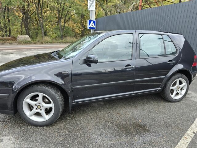 Черный Фольксваген Гольф, объемом двигателя 0 л и пробегом 260 тыс. км за 4200 $, фото 11 на Automoto.ua