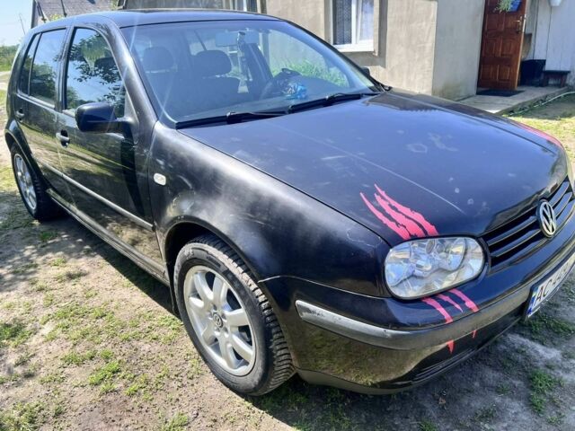 Черный Фольксваген Гольф, объемом двигателя 1.4 л и пробегом 279 тыс. км за 2850 $, фото 1 на Automoto.ua