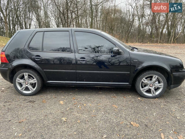 Чорний Фольксваген Гольф, об'ємом двигуна 1.39 л та пробігом 209 тис. км за 3650 $, фото 1 на Automoto.ua