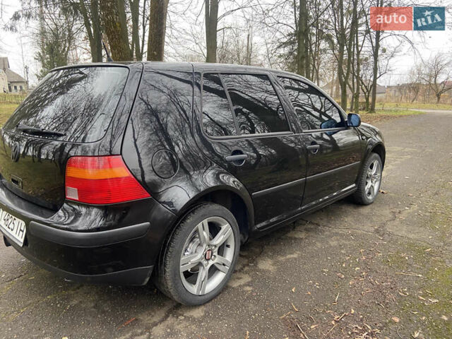 Чорний Фольксваген Гольф, об'ємом двигуна 1.39 л та пробігом 209 тис. км за 3650 $, фото 9 на Automoto.ua