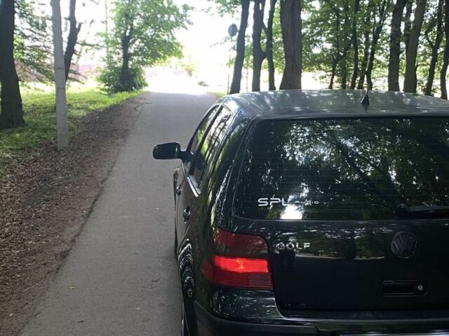 Чорний Фольксваген Гольф, об'ємом двигуна 1.4 л та пробігом 260 тис. км за 3400 $, фото 4 на Automoto.ua