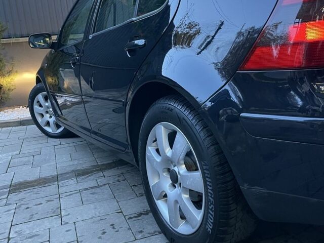 Черный Фольксваген Гольф, объемом двигателя 1.9 л и пробегом 330 тыс. км за 4000 $, фото 14 на Automoto.ua