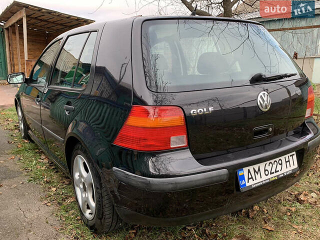 Черный Фольксваген Гольф, объемом двигателя 1.4 л и пробегом 235 тыс. км за 4100 $, фото 5 на Automoto.ua