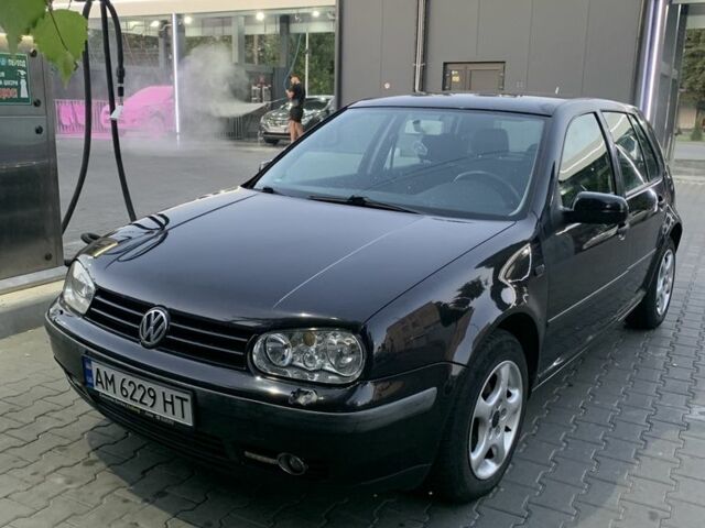 Черный Фольксваген Гольф, объемом двигателя 1.4 л и пробегом 234 тыс. км за 4100 $, фото 16 на Automoto.ua