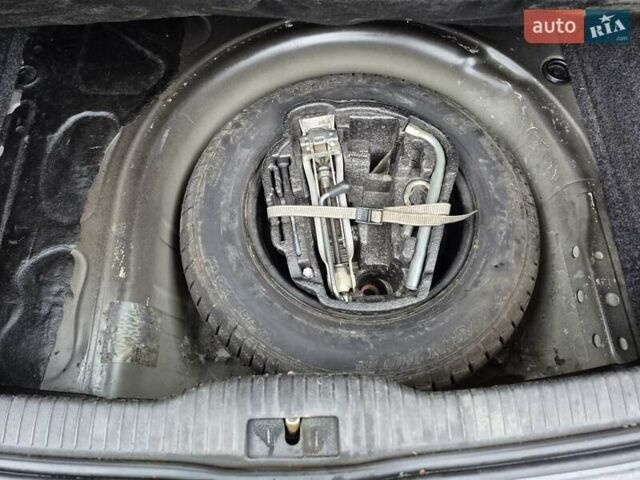 Чорний Фольксваген Гольф, об'ємом двигуна 1.39 л та пробігом 298 тис. км за 4200 $, фото 8 на Automoto.ua