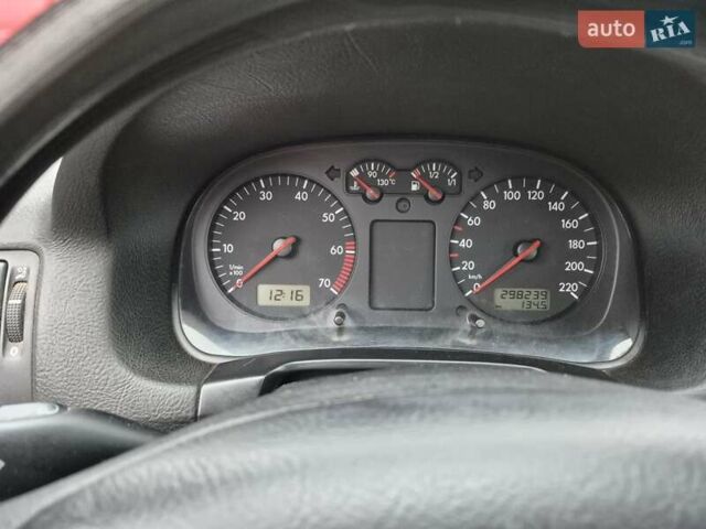 Чорний Фольксваген Гольф, об'ємом двигуна 1.39 л та пробігом 298 тис. км за 4200 $, фото 14 на Automoto.ua
