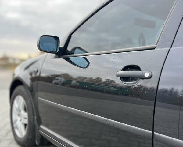 Чорний Фольксваген Гольф, об'ємом двигуна 1.39 л та пробігом 280 тис. км за 4000 $, фото 8 на Automoto.ua