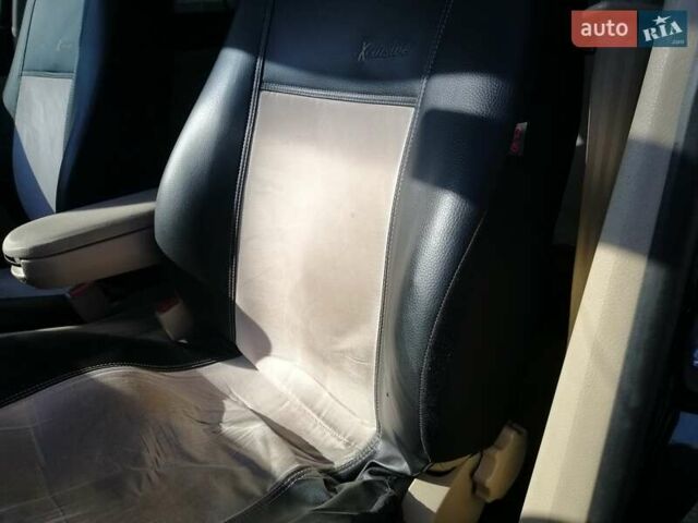 Черный Фольксваген Гольф, объемом двигателя 1.6 л и пробегом 243 тыс. км за 4900 $, фото 6 на Automoto.ua