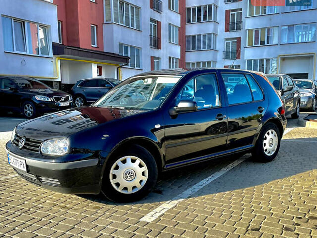 Черный Фольксваген Гольф, объемом двигателя 1.4 л и пробегом 260 тыс. км за 4500 $, фото 2 на Automoto.ua