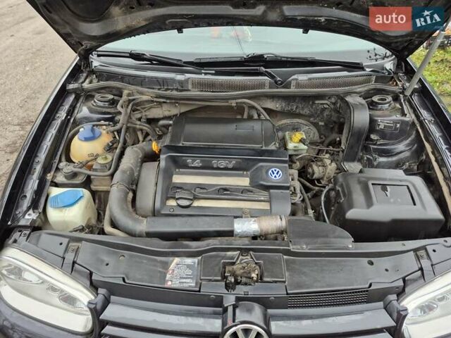 Чорний Фольксваген Гольф, об'ємом двигуна 1.39 л та пробігом 298 тис. км за 4200 $, фото 6 на Automoto.ua