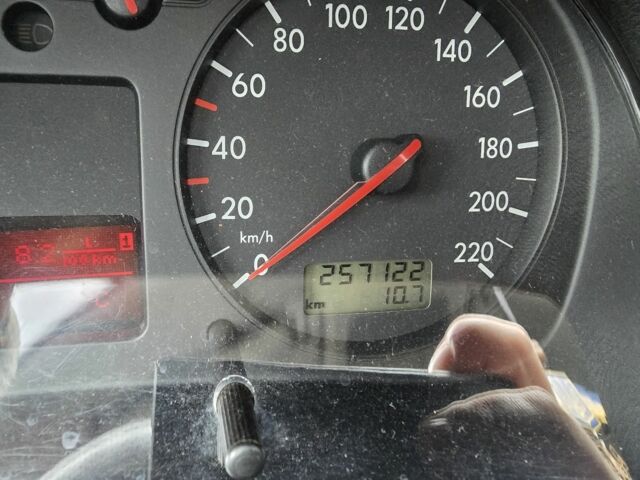 Черный Фольксваген Гольф, объемом двигателя 0 л и пробегом 260 тыс. км за 4200 $, фото 19 на Automoto.ua