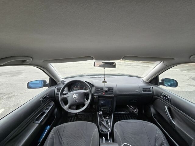 Черный Фольксваген Гольф, объемом двигателя 0 л и пробегом 260 тыс. км за 4200 $, фото 15 на Automoto.ua