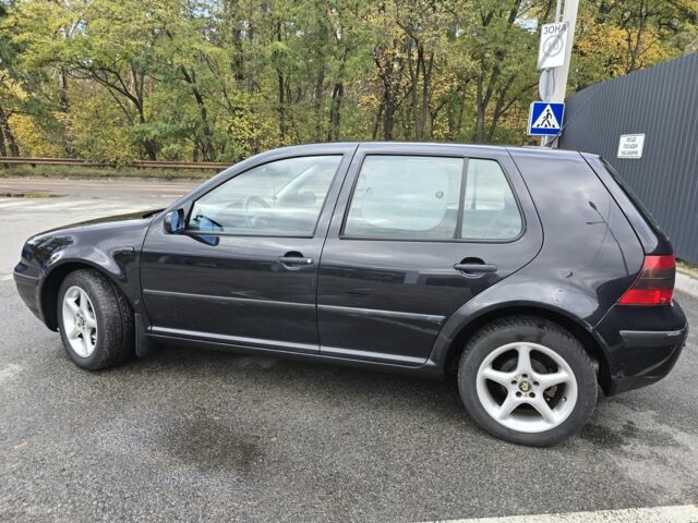 Черный Фольксваген Гольф, объемом двигателя 0 л и пробегом 260 тыс. км за 4200 $, фото 10 на Automoto.ua