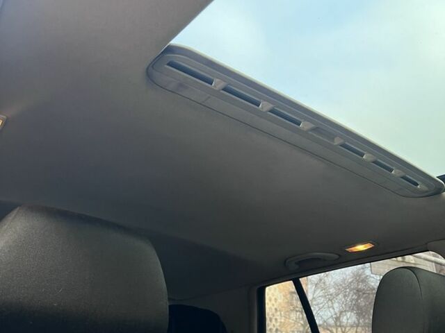 Черный Фольксваген Гольф, объемом двигателя 1.4 л и пробегом 207 тыс. км за 3500 $, фото 6 на Automoto.ua