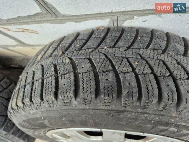 Чорний Фольксваген Гольф, об'ємом двигуна 1.39 л та пробігом 298 тис. км за 4200 $, фото 21 на Automoto.ua