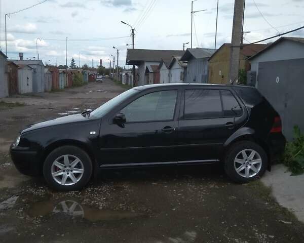 Черный Фольксваген Гольф, объемом двигателя 1.39 л и пробегом 177 тыс. км за 4100 $, фото 11 на Automoto.ua