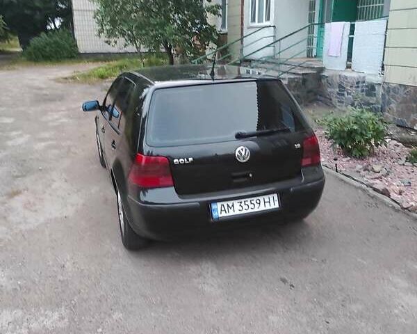 Черный Фольксваген Гольф, объемом двигателя 1.6 л и пробегом 310 тыс. км за 4200 $, фото 9 на Automoto.ua