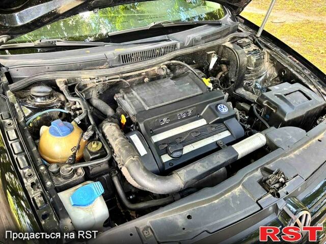 Черный Фольксваген Гольф, объемом двигателя 1.4 л и пробегом 253 тыс. км за 4900 $, фото 9 на Automoto.ua