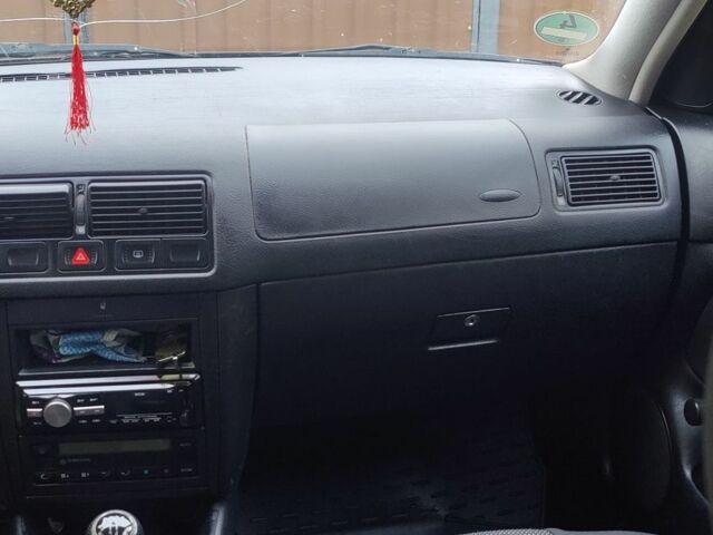 Чорний Фольксваген Гольф, об'ємом двигуна 1.6 л та пробігом 235 тис. км за 3950 $, фото 8 на Automoto.ua