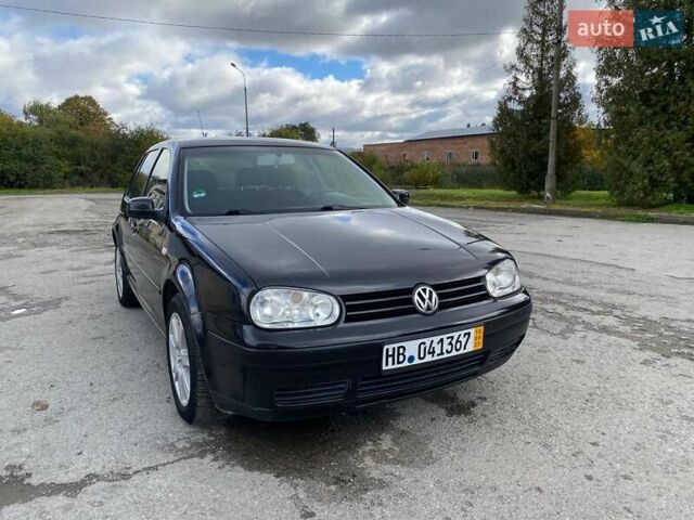 Черный Фольксваген Гольф, объемом двигателя 1.6 л и пробегом 233 тыс. км за 4790 $, фото 9 на Automoto.ua