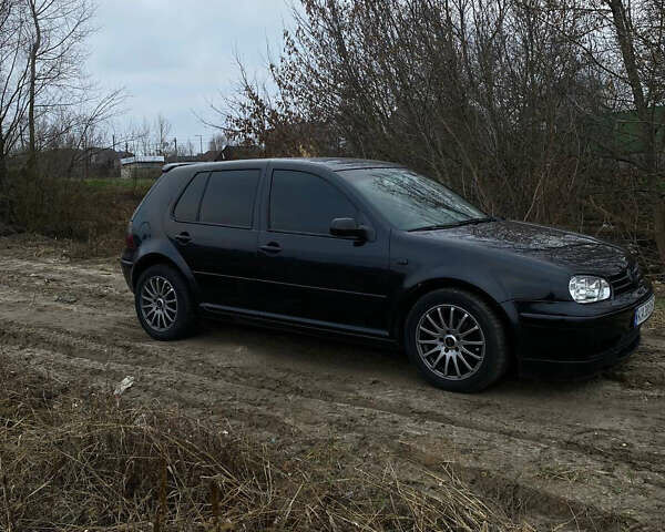 Черный Фольксваген Гольф, объемом двигателя 1.6 л и пробегом 274 тыс. км за 4600 $, фото 5 на Automoto.ua