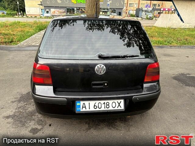 Черный Фольксваген Гольф, объемом двигателя 1.6 л и пробегом 353 тыс. км за 4100 $, фото 2 на Automoto.ua