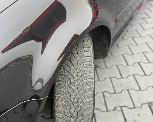 Черный Фольксваген Гольф, объемом двигателя 1.39 л и пробегом 267 тыс. км за 4150 $, фото 29 на Automoto.ua