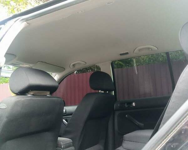 Черный Фольксваген Гольф, объемом двигателя 1.6 л и пробегом 291 тыс. км за 4299 $, фото 29 на Automoto.ua