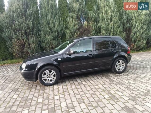 Черный Фольксваген Гольф, объемом двигателя 1.6 л и пробегом 227 тыс. км за 4550 $, фото 5 на Automoto.ua