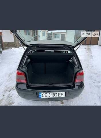 Черный Фольксваген Гольф, объемом двигателя 1.6 л и пробегом 218 тыс. км за 4700 $, фото 4 на Automoto.ua