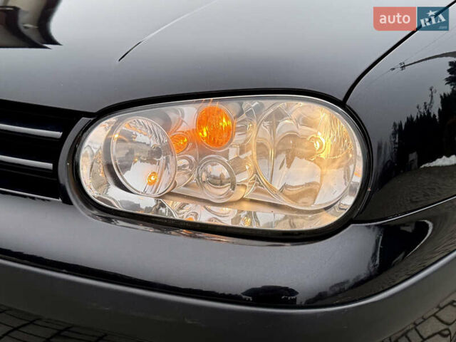 Черный Фольксваген Гольф, объемом двигателя 1.39 л и пробегом 197 тыс. км за 3997 $, фото 7 на Automoto.ua