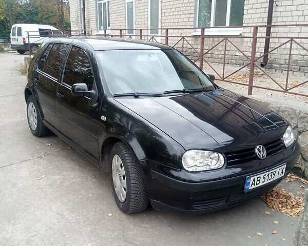 Черный Фольксваген Гольф, объемом двигателя 1.6 л и пробегом 291 тыс. км за 4299 $, фото 1 на Automoto.ua