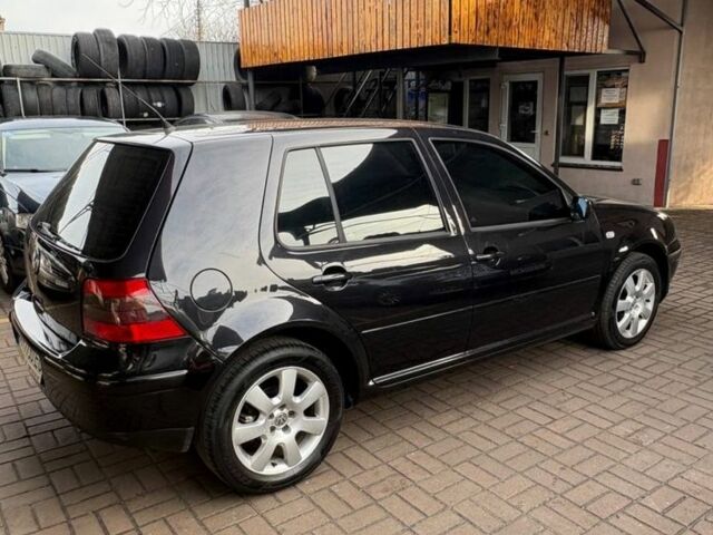 Черный Фольксваген Гольф, объемом двигателя 1.6 л и пробегом 240 тыс. км за 4100 $, фото 3 на Automoto.ua