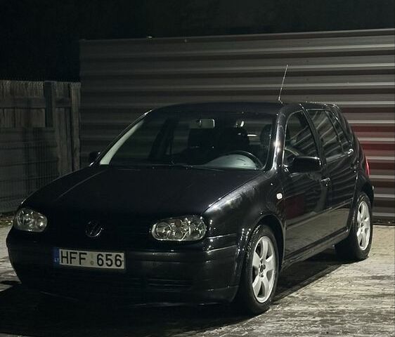 Чорний Фольксваген Гольф, об'ємом двигуна 1.9 л та пробігом 290 тис. км за 1800 $, фото 2 на Automoto.ua