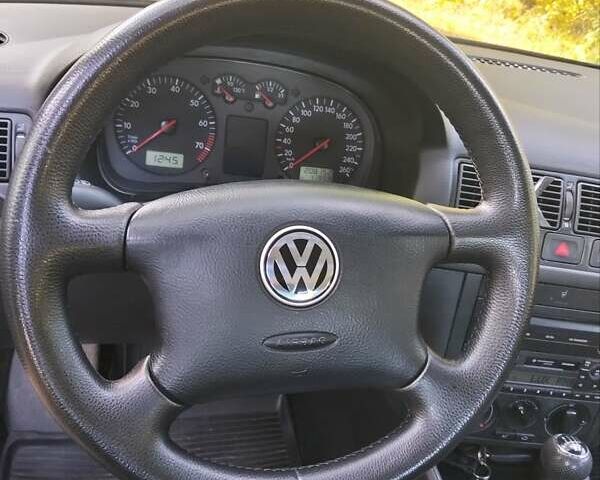 Чорний Фольксваген Гольф, об'ємом двигуна 1.6 л та пробігом 208 тис. км за 4600 $, фото 6 на Automoto.ua