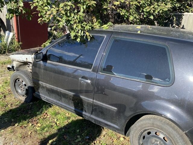 Чорний Фольксваген Гольф, об'ємом двигуна 1.9 л та пробігом 300 тис. км за 1800 $, фото 2 на Automoto.ua