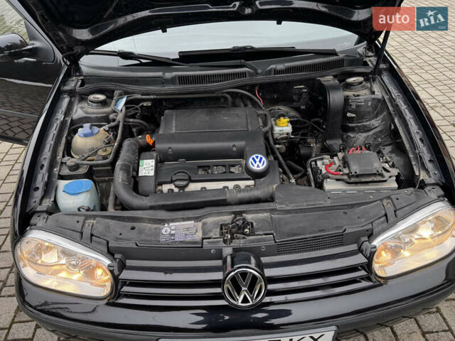 Черный Фольксваген Гольф, объемом двигателя 1.39 л и пробегом 197 тыс. км за 3997 $, фото 62 на Automoto.ua