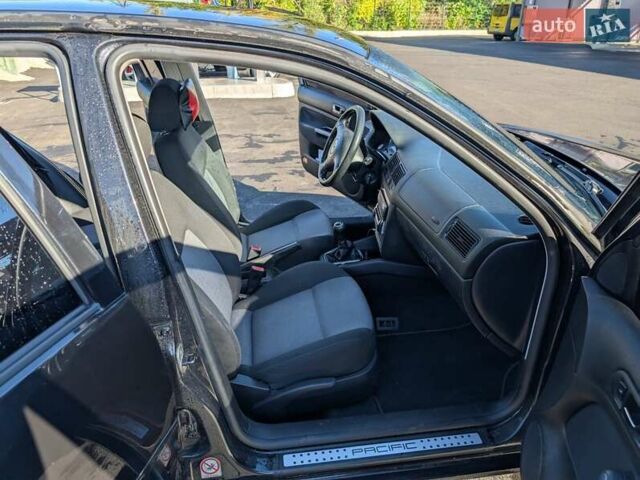 Чорний Фольксваген Гольф, об'ємом двигуна 1.6 л та пробігом 223 тис. км за 4500 $, фото 11 на Automoto.ua