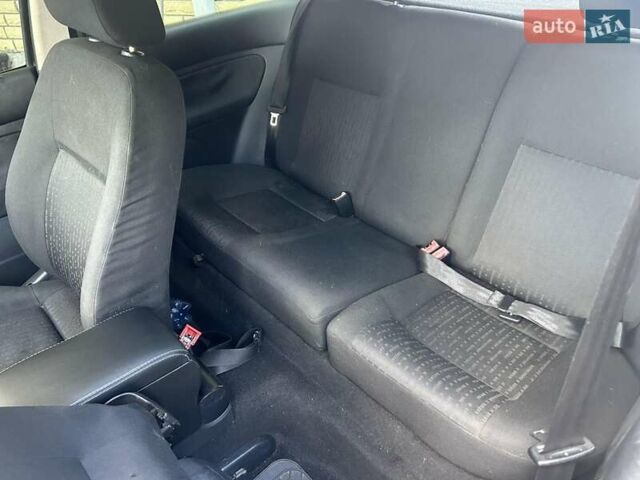 Черный Фольксваген Гольф, объемом двигателя 1.6 л и пробегом 257 тыс. км за 4900 $, фото 4 на Automoto.ua