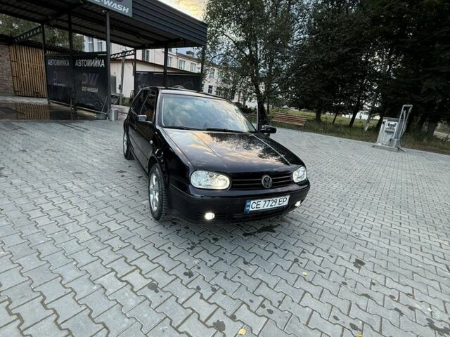 Черный Фольксваген Гольф, объемом двигателя 1.6 л и пробегом 252 тыс. км за 5591 $, фото 6 на Automoto.ua