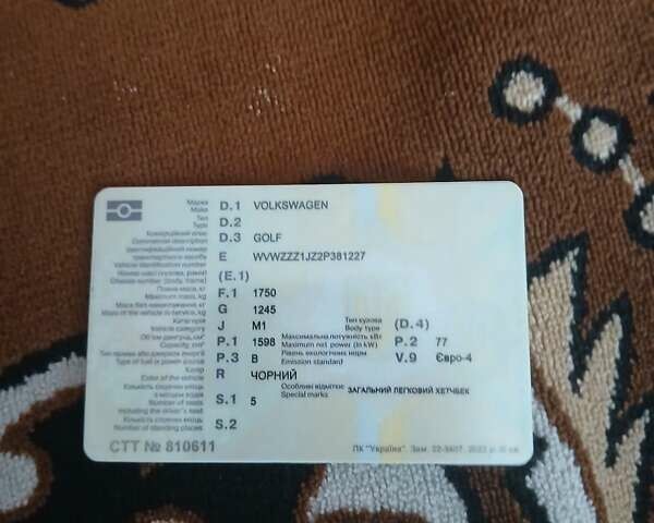 Черный Фольксваген Гольф, объемом двигателя 1.6 л и пробегом 168 тыс. км за 4500 $, фото 15 на Automoto.ua