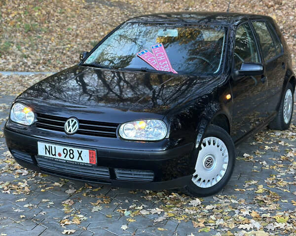 Черный Фольксваген Гольф, объемом двигателя 1.39 л и пробегом 231 тыс. км за 3799 $, фото 8 на Automoto.ua