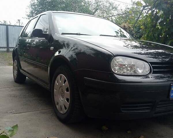 Черный Фольксваген Гольф, объемом двигателя 1.6 л и пробегом 291 тыс. км за 4299 $, фото 8 на Automoto.ua