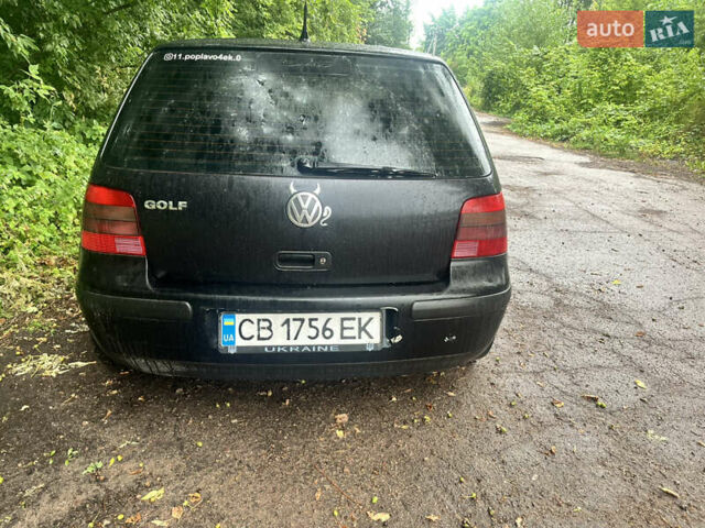 Черный Фольксваген Гольф, объемом двигателя 1.39 л и пробегом 275 тыс. км за 3800 $, фото 2 на Automoto.ua