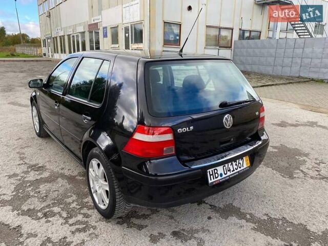 Черный Фольксваген Гольф, объемом двигателя 1.6 л и пробегом 233 тыс. км за 4790 $, фото 13 на Automoto.ua