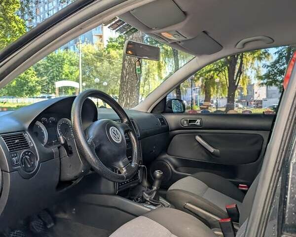 Чорний Фольксваген Гольф, об'ємом двигуна 1.6 л та пробігом 223 тис. км за 4500 $, фото 10 на Automoto.ua