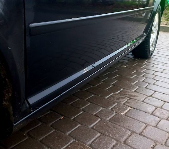 Черный Фольксваген Гольф, объемом двигателя 1.6 л и пробегом 255 тыс. км за 4700 $, фото 7 на Automoto.ua