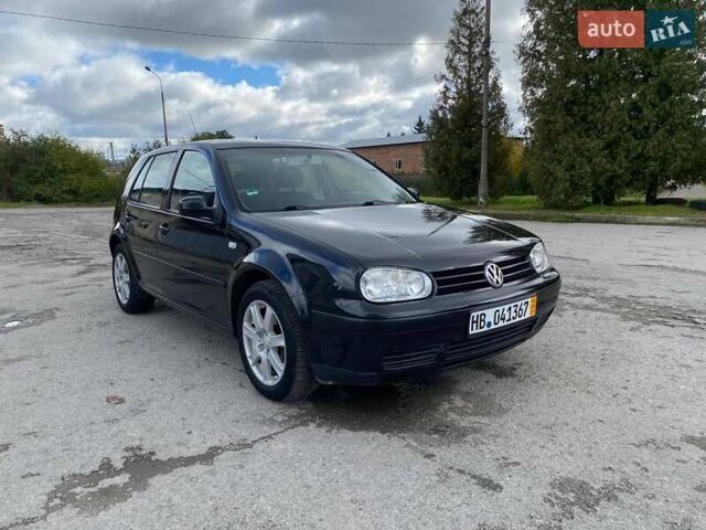 Черный Фольксваген Гольф, объемом двигателя 1.6 л и пробегом 233 тыс. км за 4790 $, фото 2 на Automoto.ua