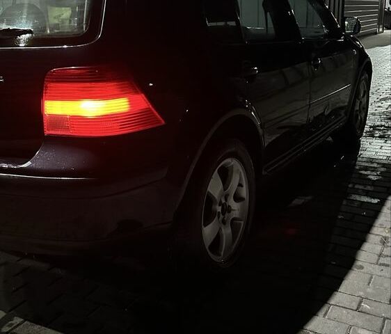 Чорний Фольксваген Гольф, об'ємом двигуна 1.9 л та пробігом 290 тис. км за 1800 $, фото 7 на Automoto.ua