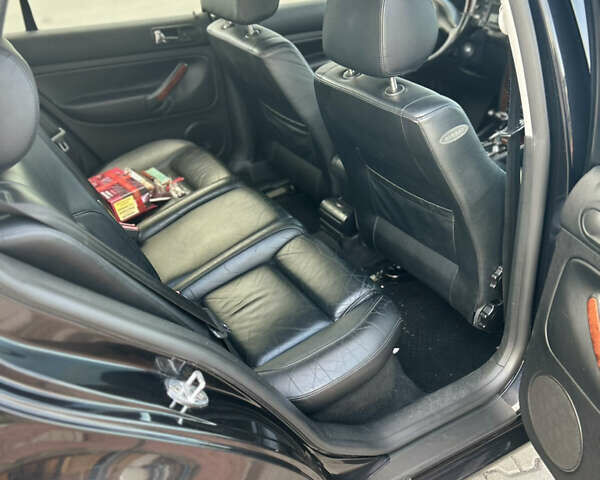 Черный Фольксваген Гольф, объемом двигателя 1.6 л и пробегом 251 тыс. км за 5500 $, фото 10 на Automoto.ua